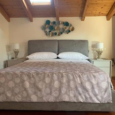 Appartamento Andrew'S House Con Parcheggio Privato Анцола-делл'Емілія Екстер'єр фото