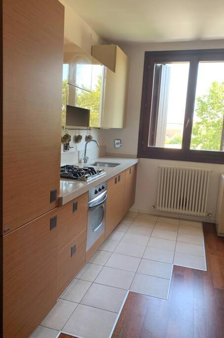 Appartamento Andrew'S House Con Parcheggio Privato Анцола-делл'Емілія Екстер'єр фото