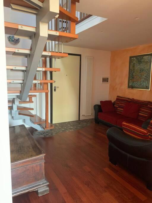 Appartamento Andrew'S House Con Parcheggio Privato Анцола-делл'Емілія Екстер'єр фото